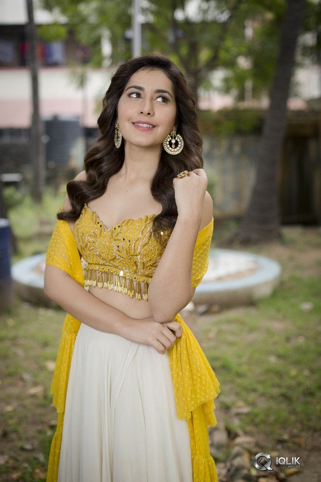 Rashi-Khanna-New-Stills